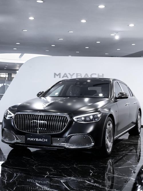 成都247岚图汽车的售后服务让用户无忧出行，迈巴赫未来的豪华车趋势